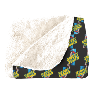Pocket Molars Creepy Tooth Dispenser Blanket
